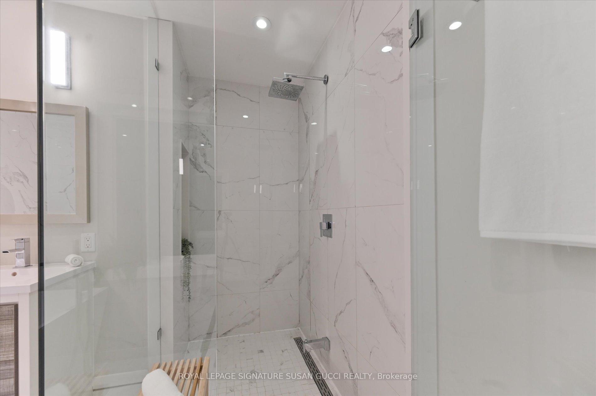 Photo 23 of 18 Ferris Road, Toronto, O'Connor-Parkview — HOMEH