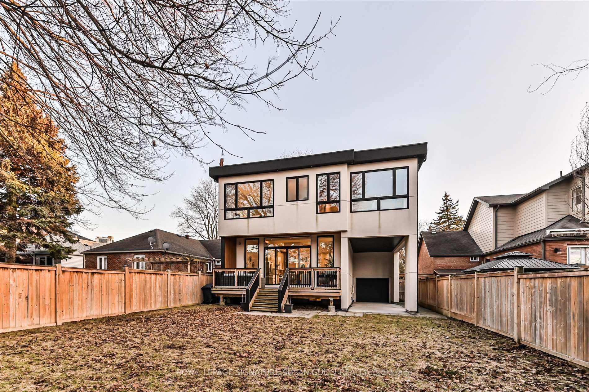Photo 44 of 18 Ferris Road, Toronto, O'Connor-Parkview — HOMEH