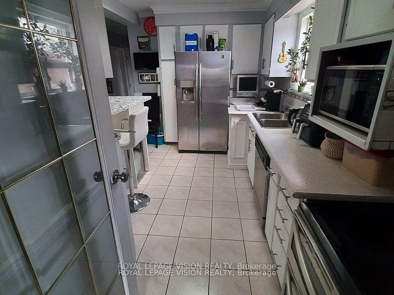 Photo 10 of 52 Ellendale Drive, Scarborough, Dorset Park — HOMEH