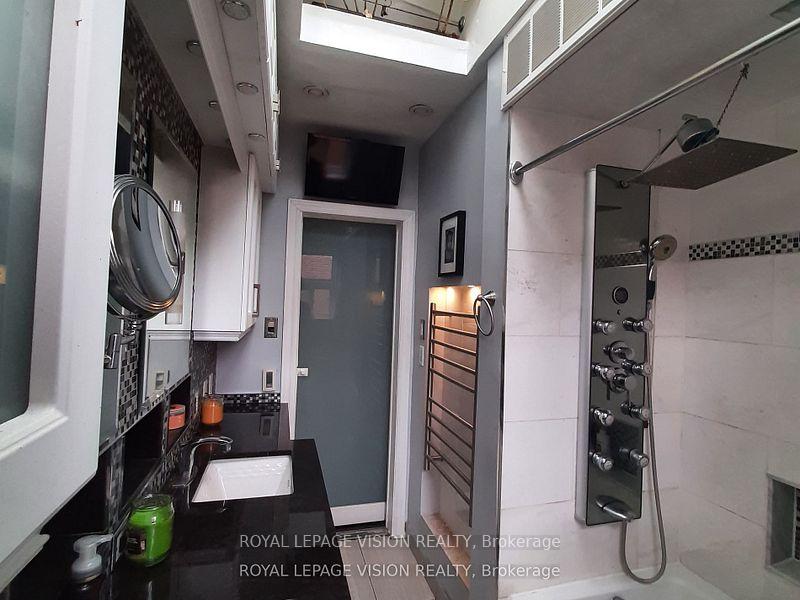 Photo 13 of 52 Ellendale Drive, Scarborough, Dorset Park — HOMEH