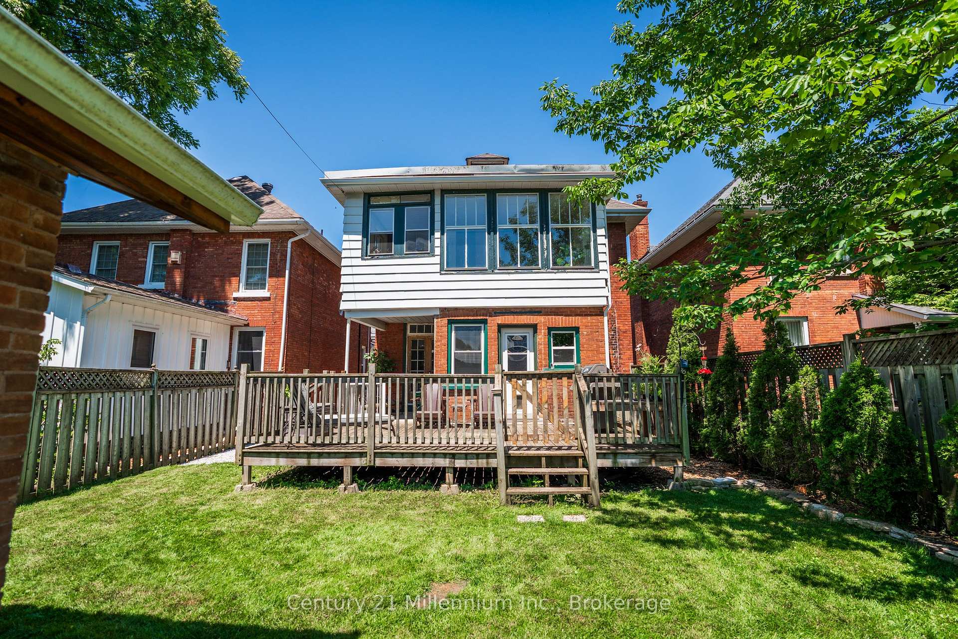 Photo 7 of 329 7th Street E, Owen Sound — HOMEH