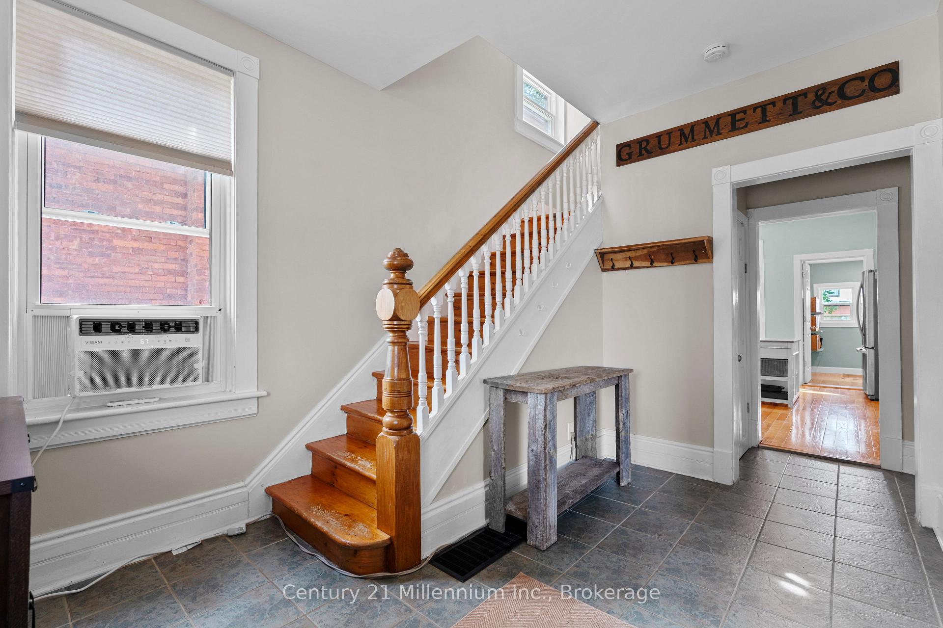 Photo 13 of 329 7th Street E, Owen Sound — HOMEH