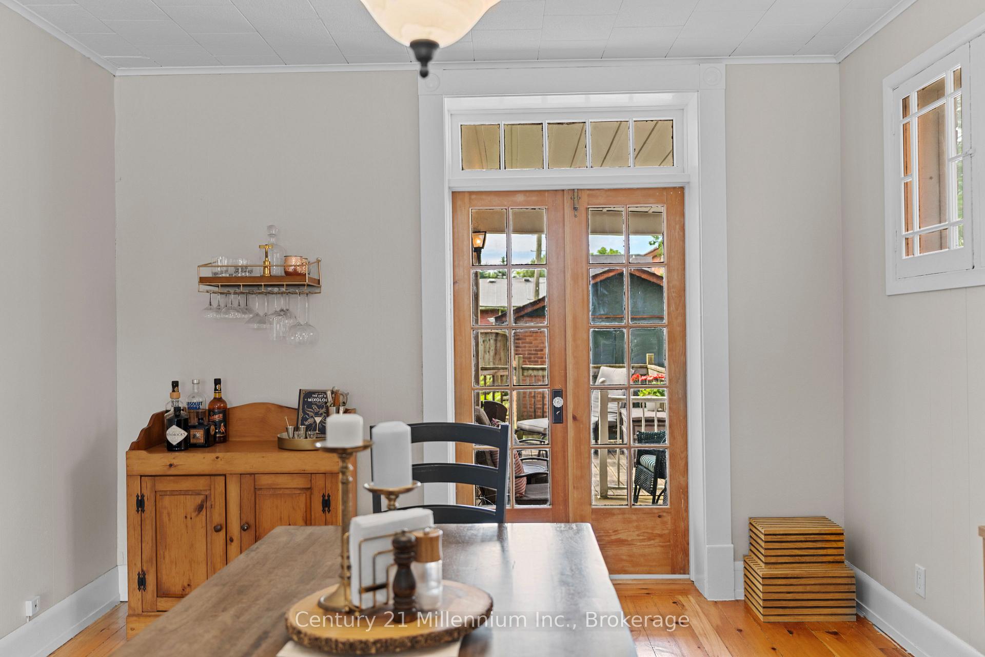 Photo 19 of 329 7th Street E, Owen Sound — HOMEH