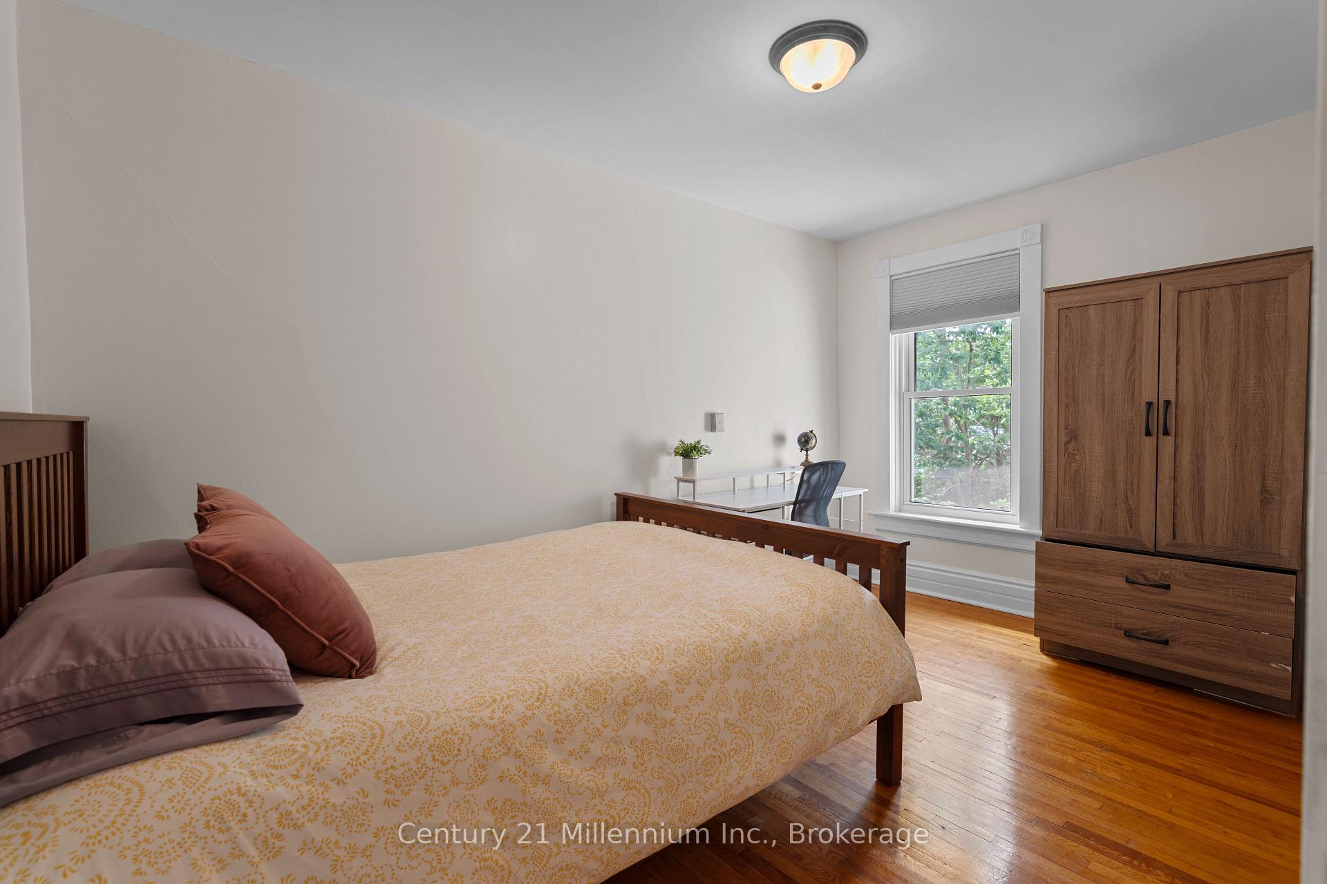 Photo 24 of 329 7th Street E, Owen Sound — HOMEH