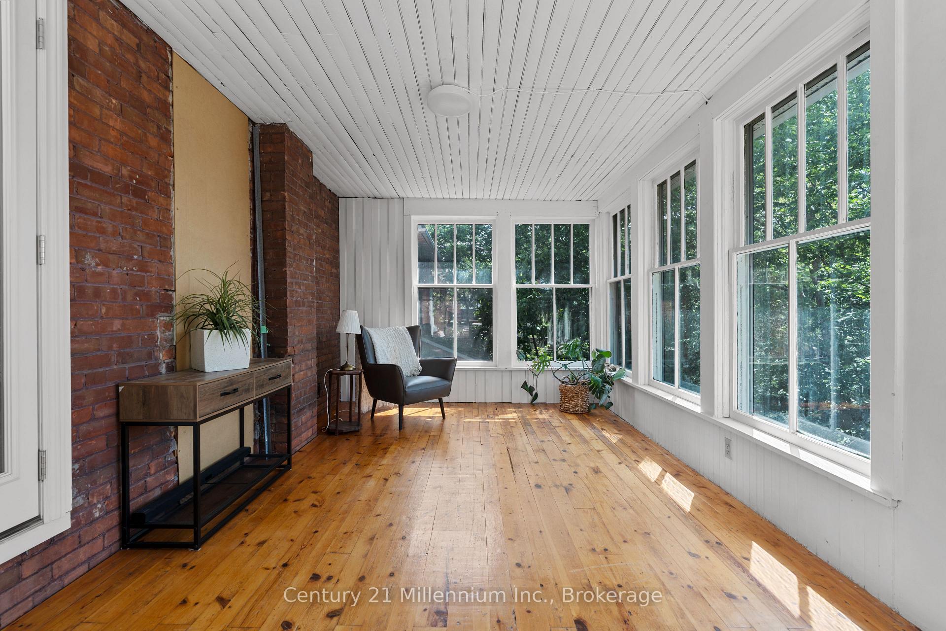 Photo 32 of 329 7th Street E, Owen Sound — HOMEH