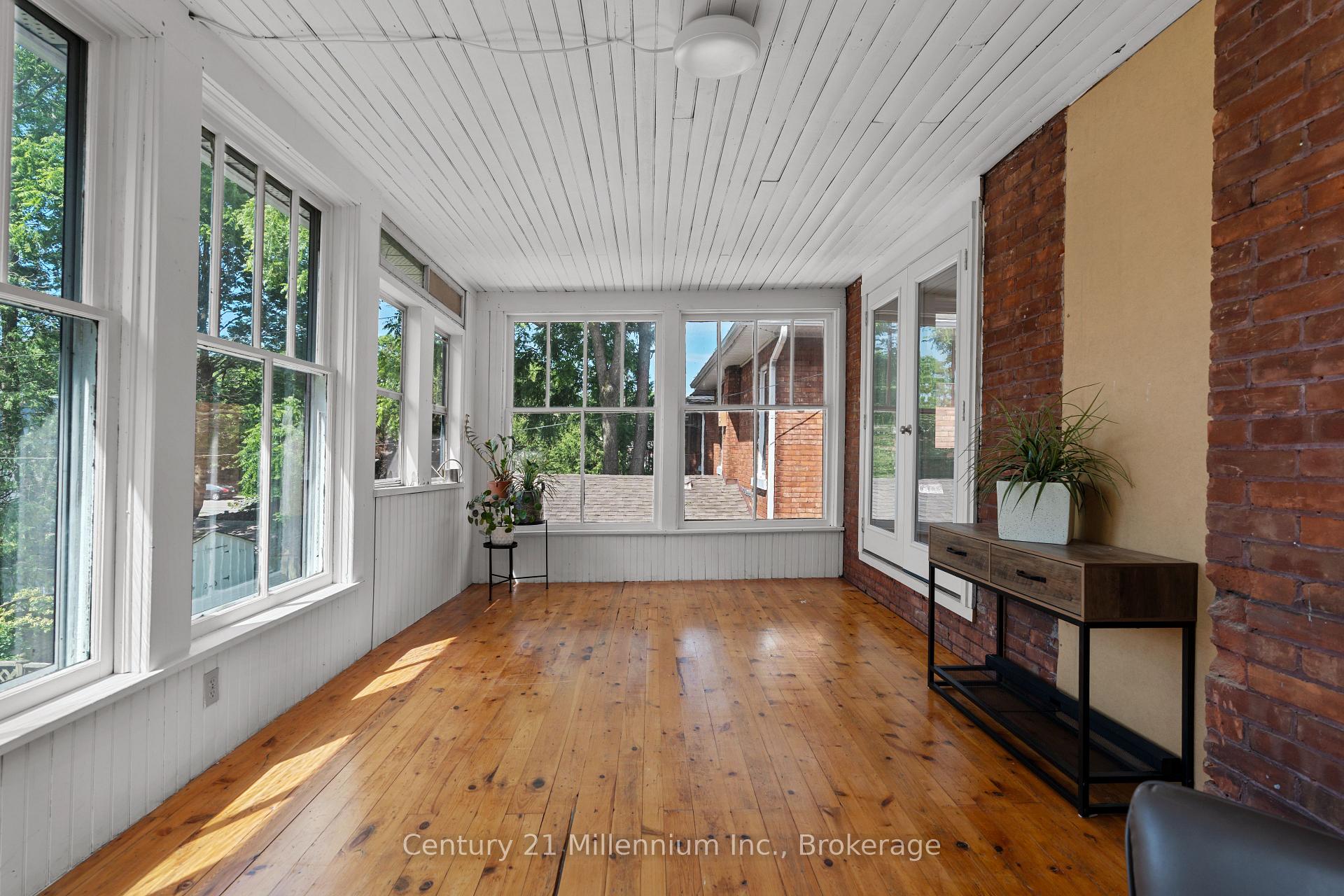 Photo 34 of 329 7th Street E, Owen Sound — HOMEH