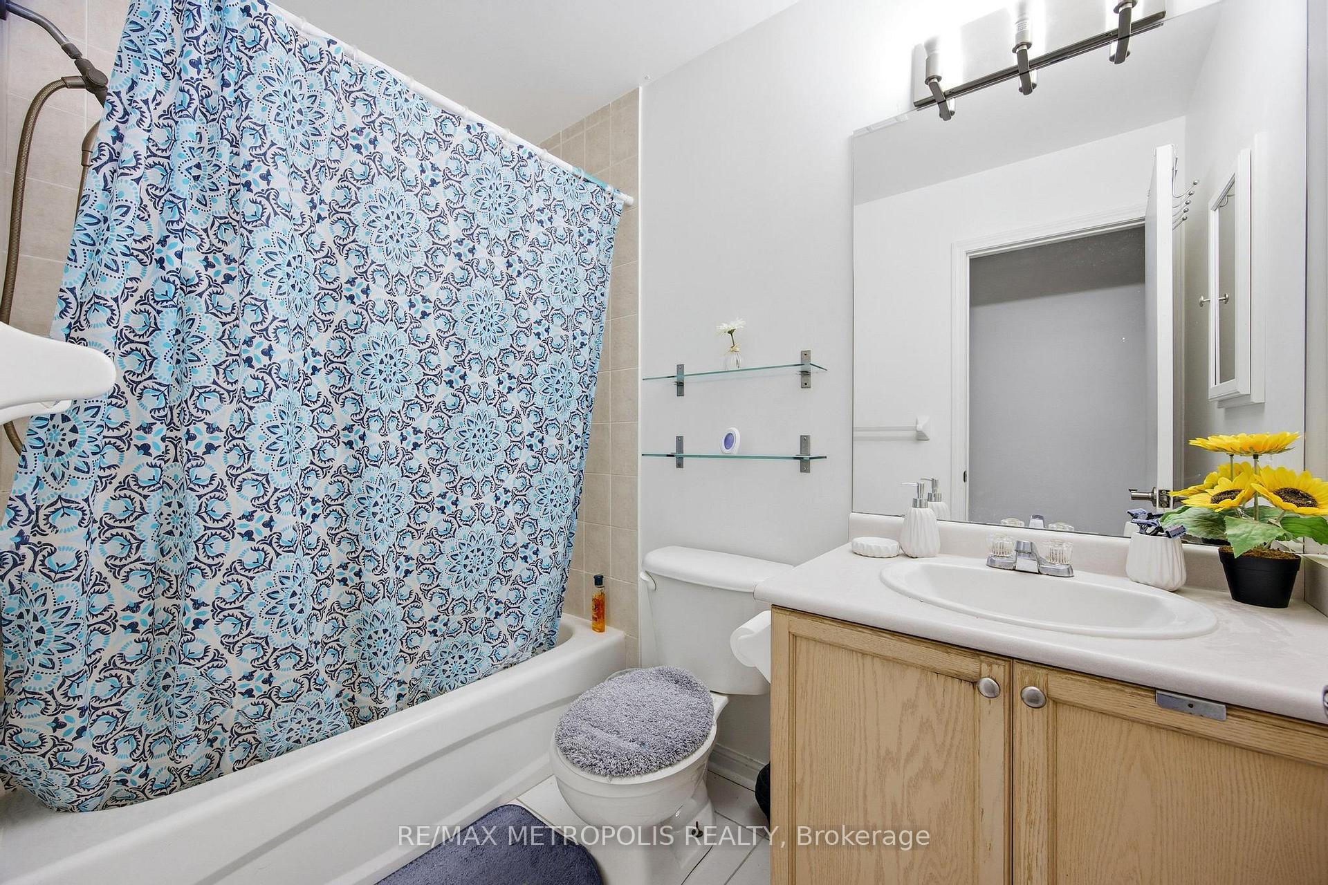Photo 18 of Unit 40, 21 Replin Road, Toronto, Englemount-Lawrence — HOMEH