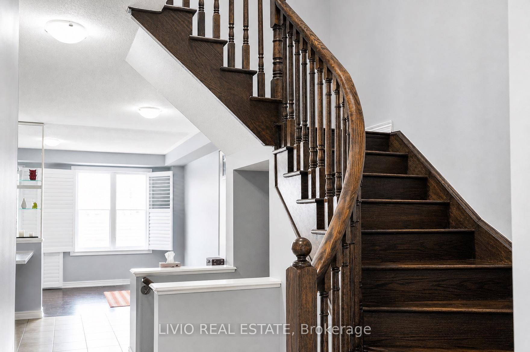 Photo 11 of 34 Davenfield Circle, Brampton, Bram East — HOMEH