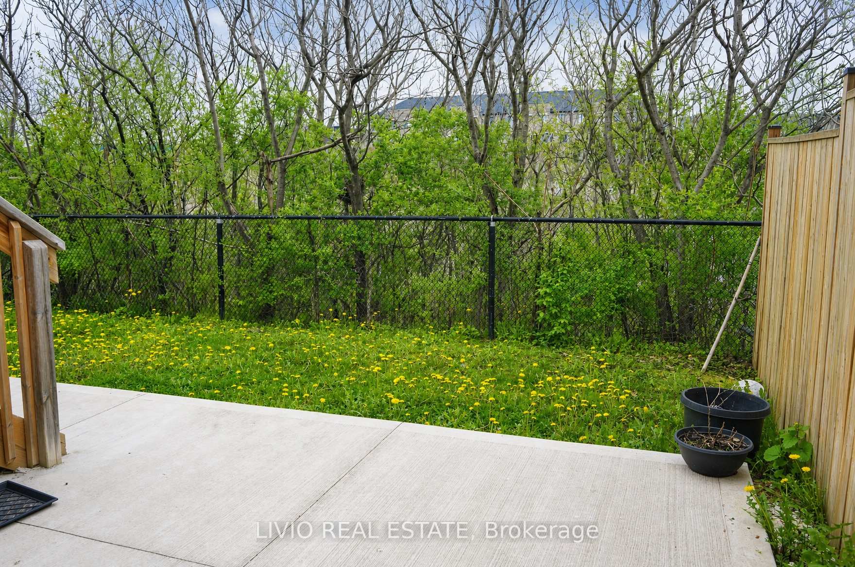 Photo 39 of 34 Davenfield Circle, Brampton, Bram East — HOMEH