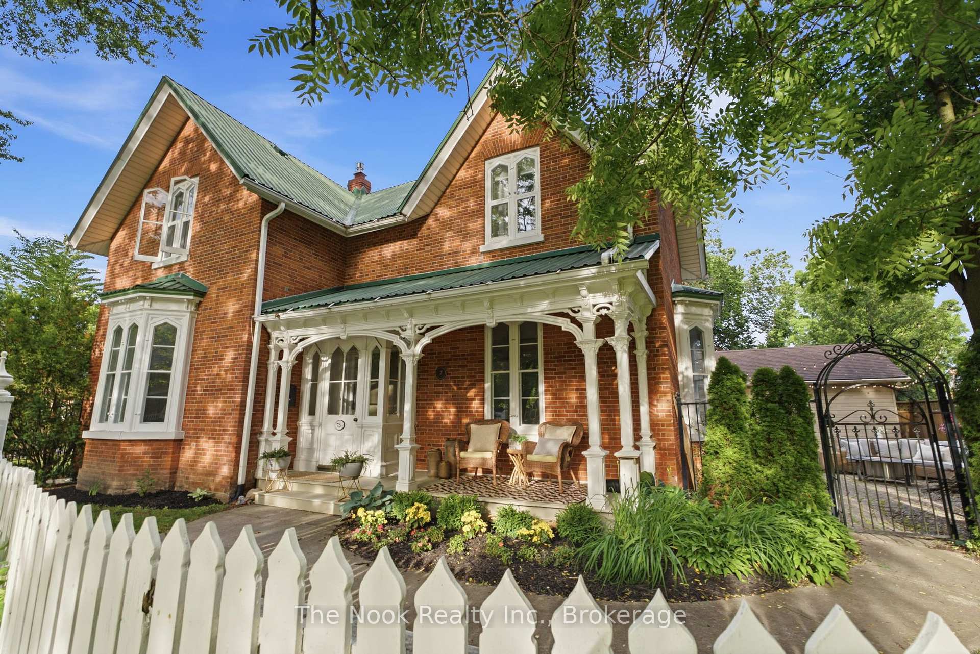 Photo 2 of 73 Temperance Street, Clarington, Bowmanville — HOMEH