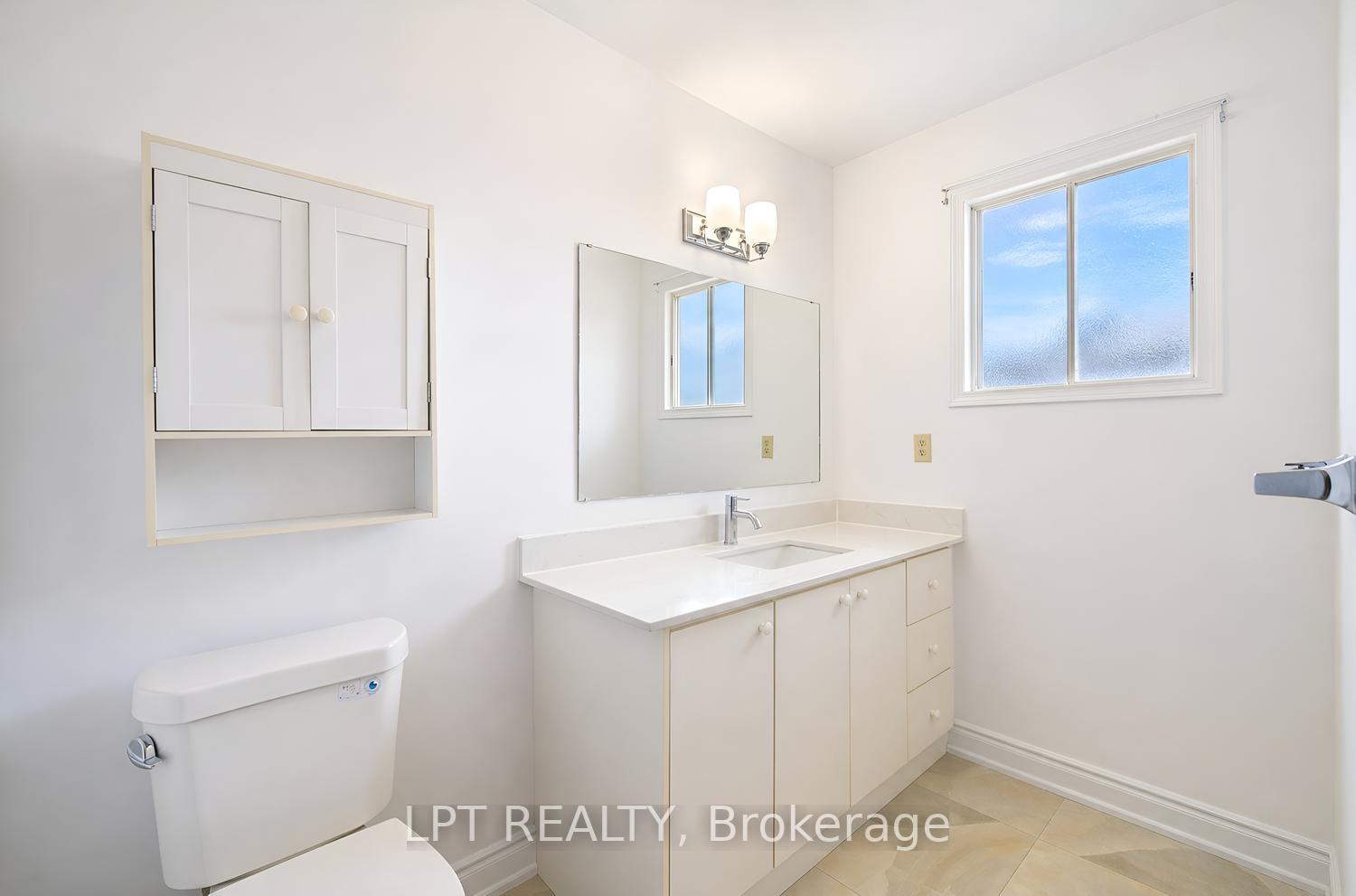 Photo 30 of 82 Michigan Avenue, Brampton, Fletcher's Creek South — HOMEH