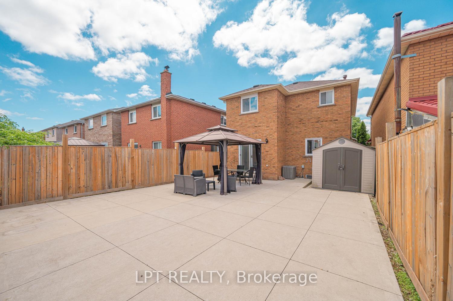 Photo 47 of 82 Michigan Avenue, Brampton, Fletcher's Creek South — HOMEH