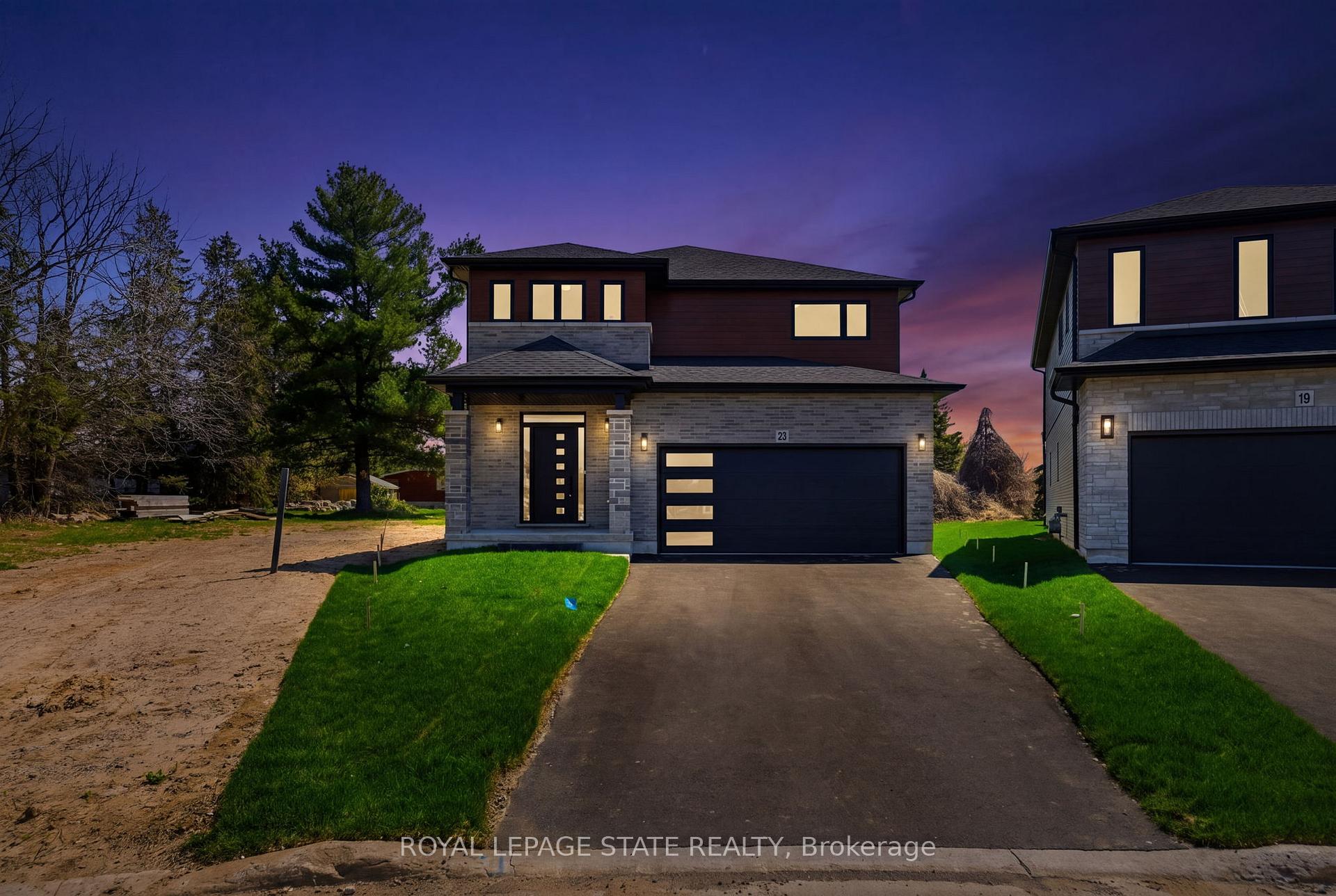 Photo of 23 Woodvalley Court