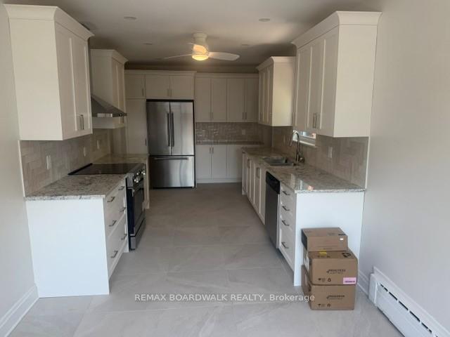 Photo 4 of Unit 2, 379 Stewart Street, Ottawa, Sandy Hill — HOMEH