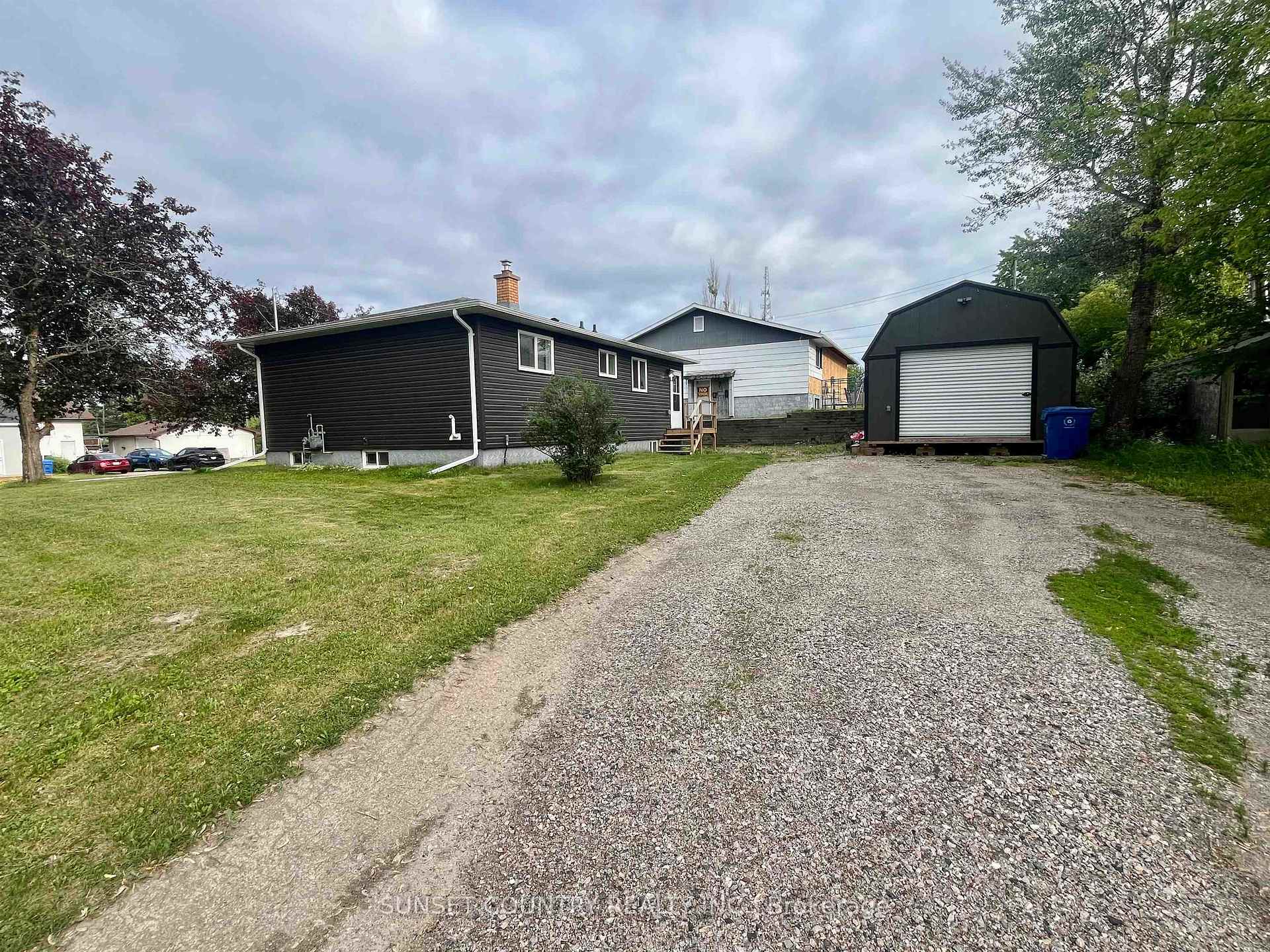 Photo 18 of 246 Florence Street, Dryden, Hillcrest — HOMEH