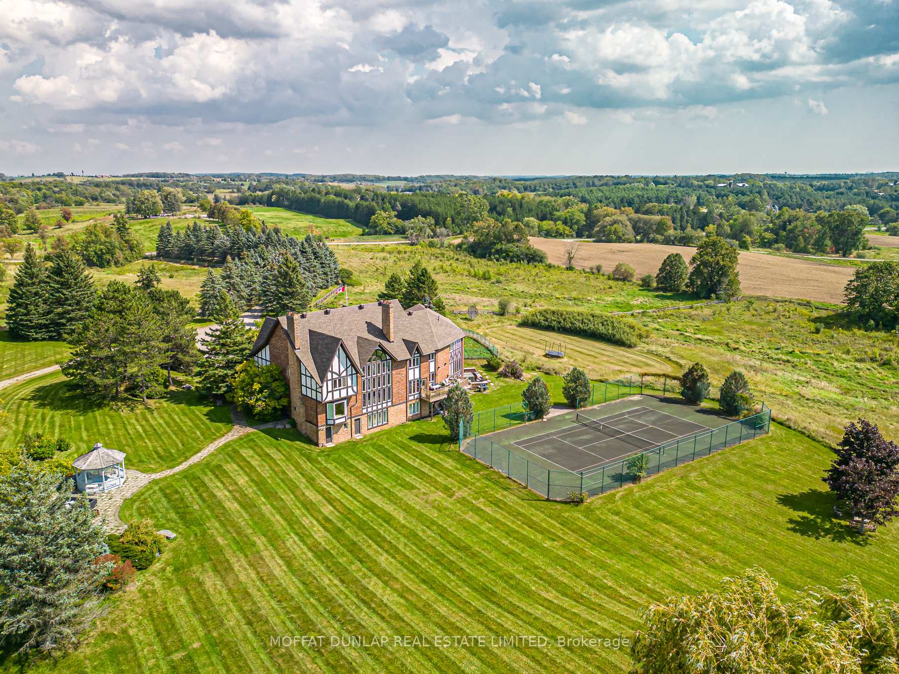 Photo 2 of 15600 Eleventh Concession Road, King, Rural King — HOMEH