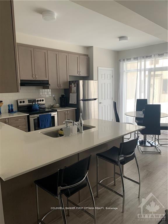 Photo 4 of 303 Sweet Valley Drive, Ottawa, Avalon West — HOMEH