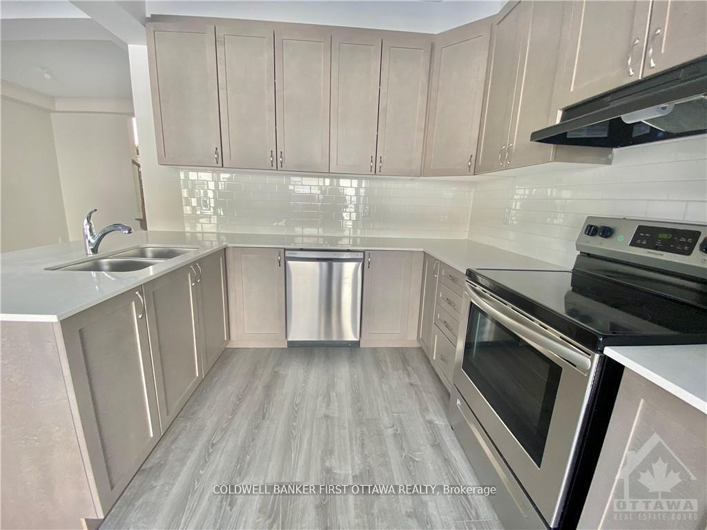 Photo 6 of 303 Sweet Valley Drive, Ottawa, Avalon West — HOMEH