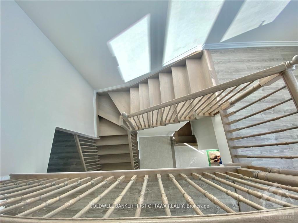Photo 12 of 303 Sweet Valley Drive, Ottawa, Avalon West — HOMEH