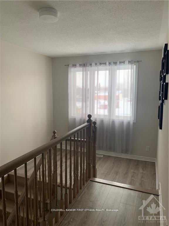 Photo 13 of 303 Sweet Valley Drive, Ottawa, Avalon West — HOMEH