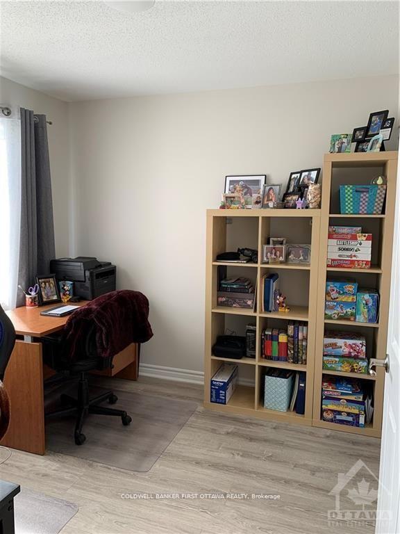 Photo 14 of 303 Sweet Valley Drive, Ottawa, Avalon West — HOMEH