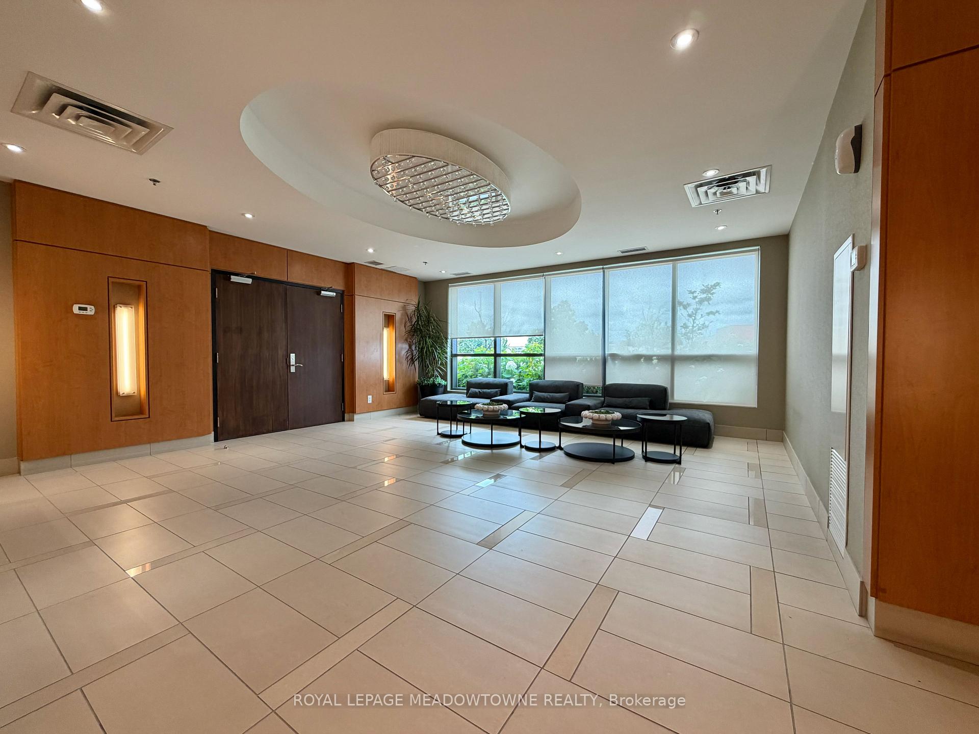 Photo 13 of Unit 1601, 840 Queens Plate Drive, Etobicoke, West Humber-Clairville — HOMEH