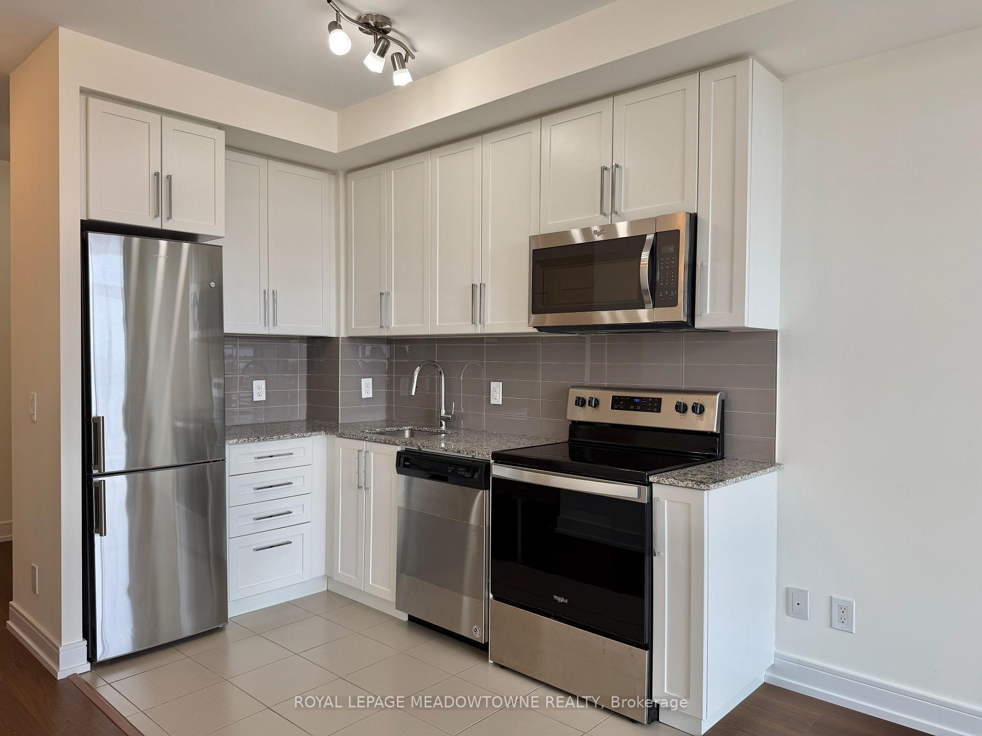 Photo 5 of Unit 1601, 840 Queens Plate Drive, Etobicoke, West Humber-Clairville — HOMEH