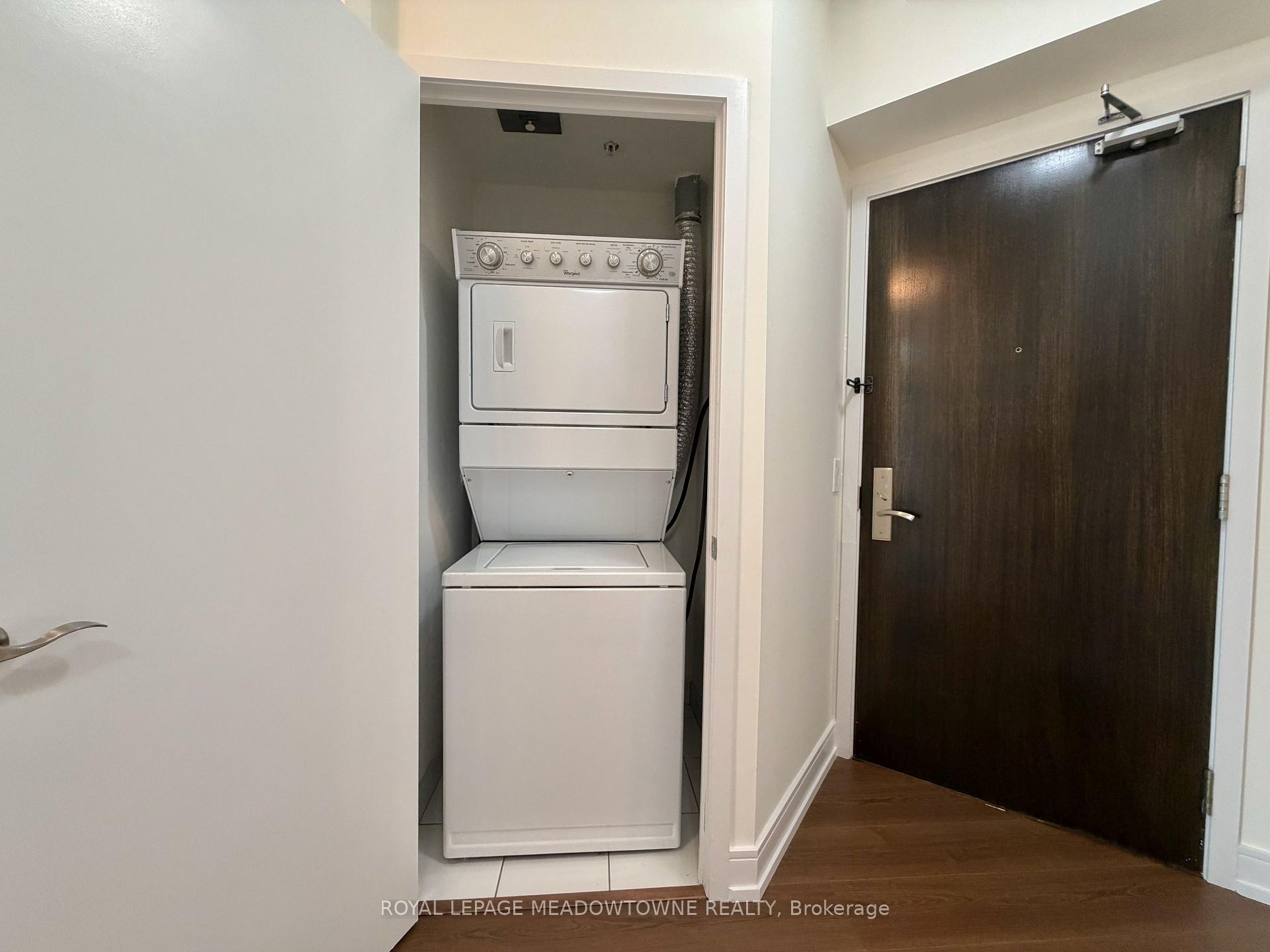 Photo 12 of Unit 1601, 840 Queens Plate Drive, Etobicoke, West Humber-Clairville — HOMEH