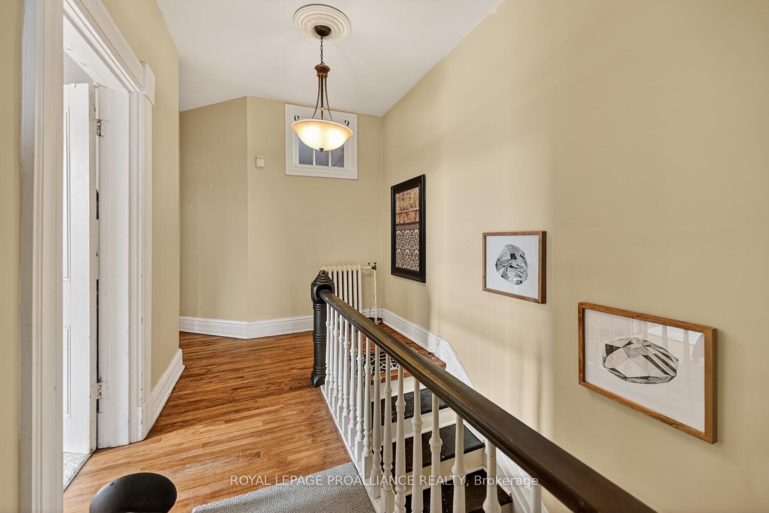 Photo 3 of 2 -42 King Street E, Brockville, Brockville — HOMEH