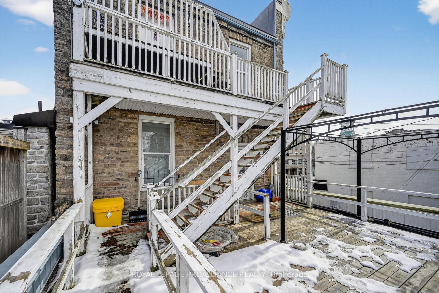 Photo 11 of 2 -42 King Street E, Brockville, Brockville — HOMEH