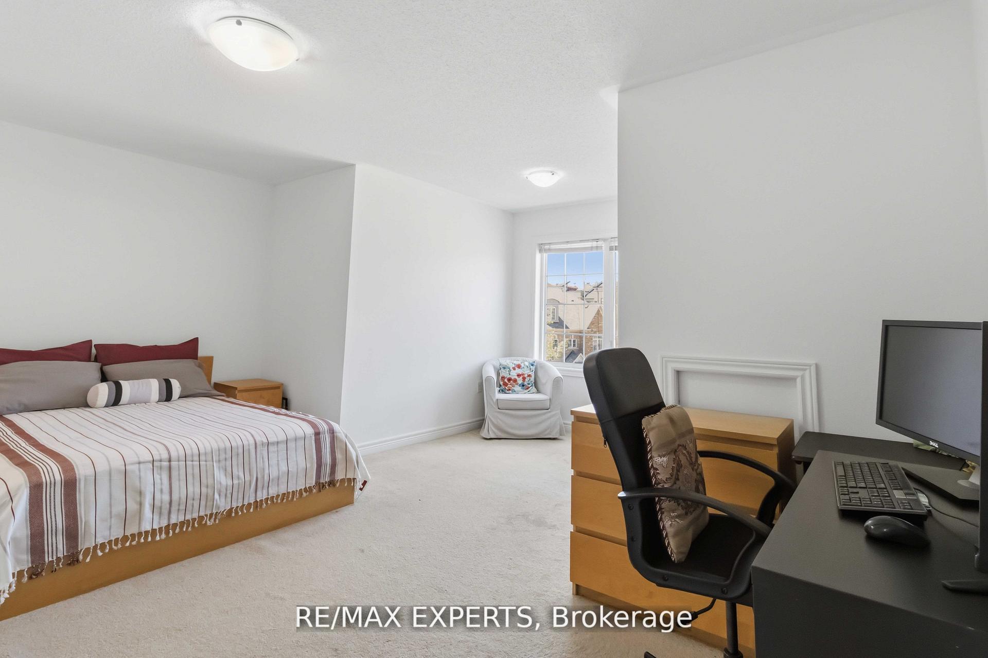 Photo 25 of 245 Isaac Devins Boulevard, North York, Humberlea-Pelmo Park — HOMEH