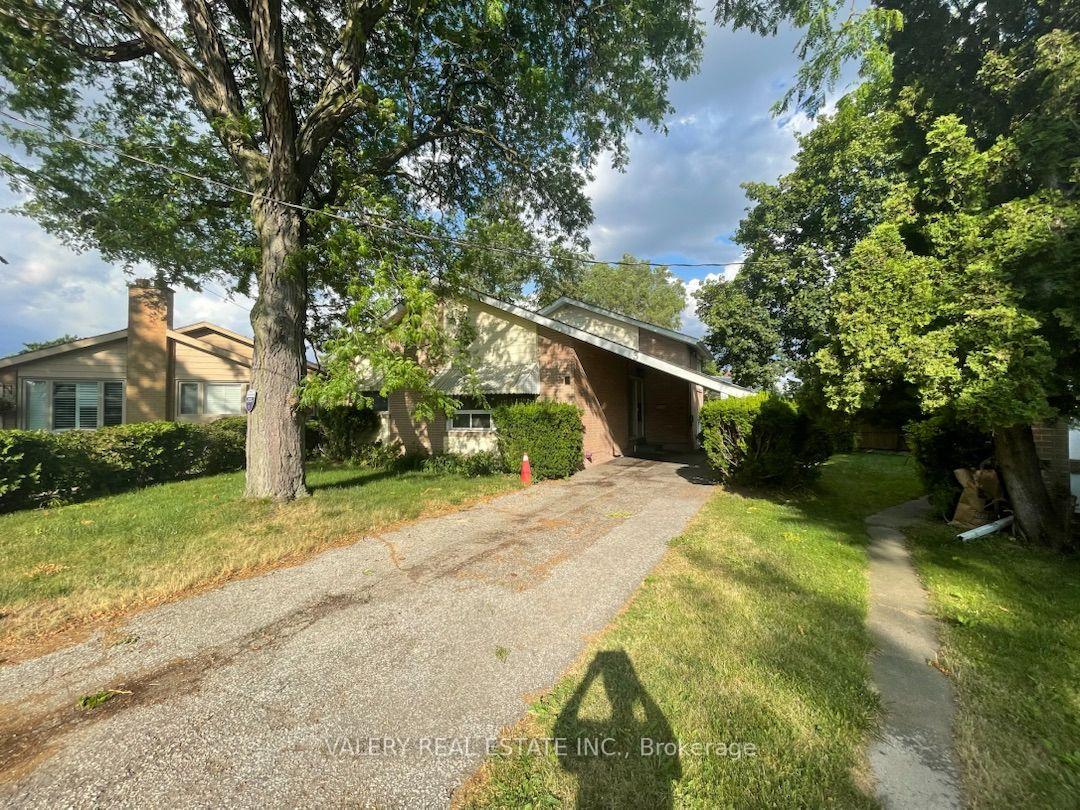 Photo 15 of Unit 2, 3 Bondhead Place, Etobicoke, Thistletown-Beaumonde Heights — HOMEH