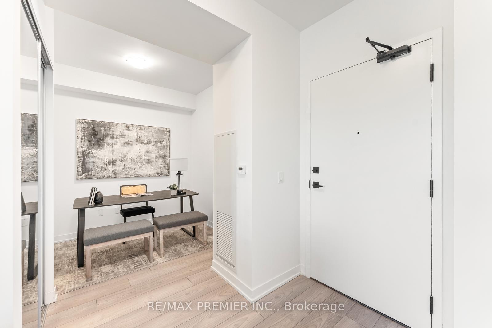 Photo 3 of Unit 308, 474 Caldari Road, Vaughan, Concord — HOMEH
