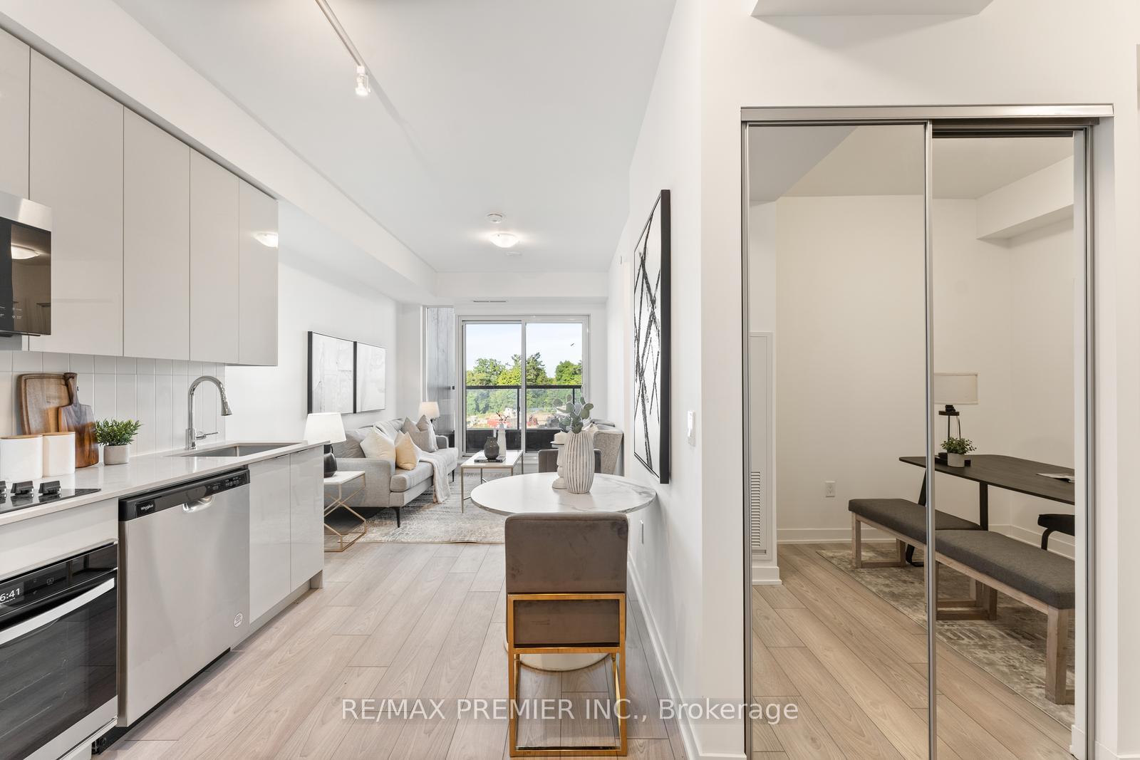 Photo 5 of Unit 308, 474 Caldari Road, Vaughan, Concord — HOMEH