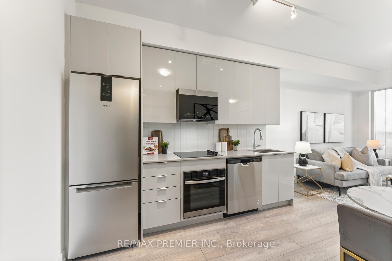 Photo 6 of Unit 308, 474 Caldari Road, Vaughan, Concord — HOMEH
