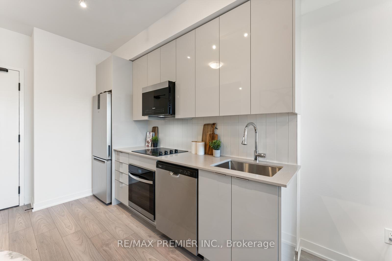 Photo 9 of Unit 308, 474 Caldari Road, Vaughan, Concord — HOMEH