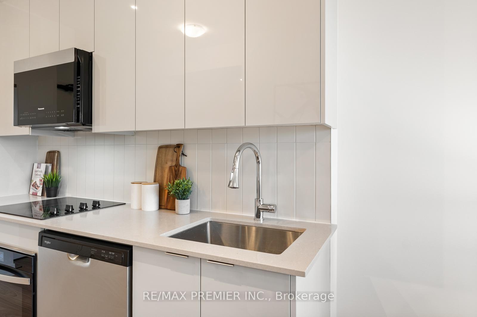 Photo 10 of Unit 308, 474 Caldari Road, Vaughan, Concord — HOMEH