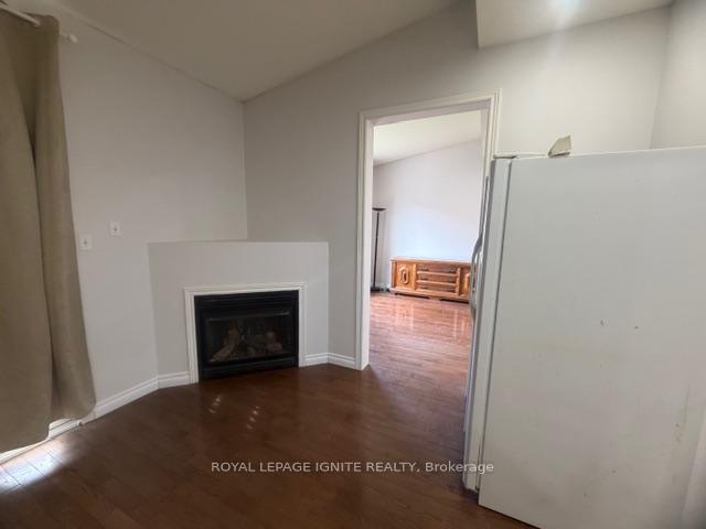 Photo 6 of Unit Main, 110 Pantomine Boulevard, Brampton, Bram West — HOMEH