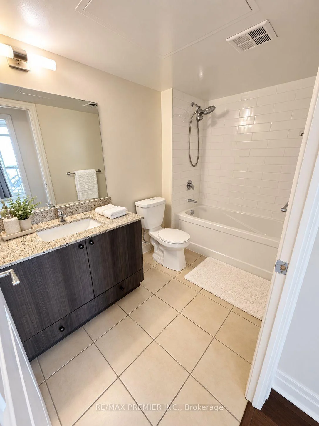 Photo 15 of Unit 506, 8110 Birchmount Road, Markham, Unionville — HOMEH