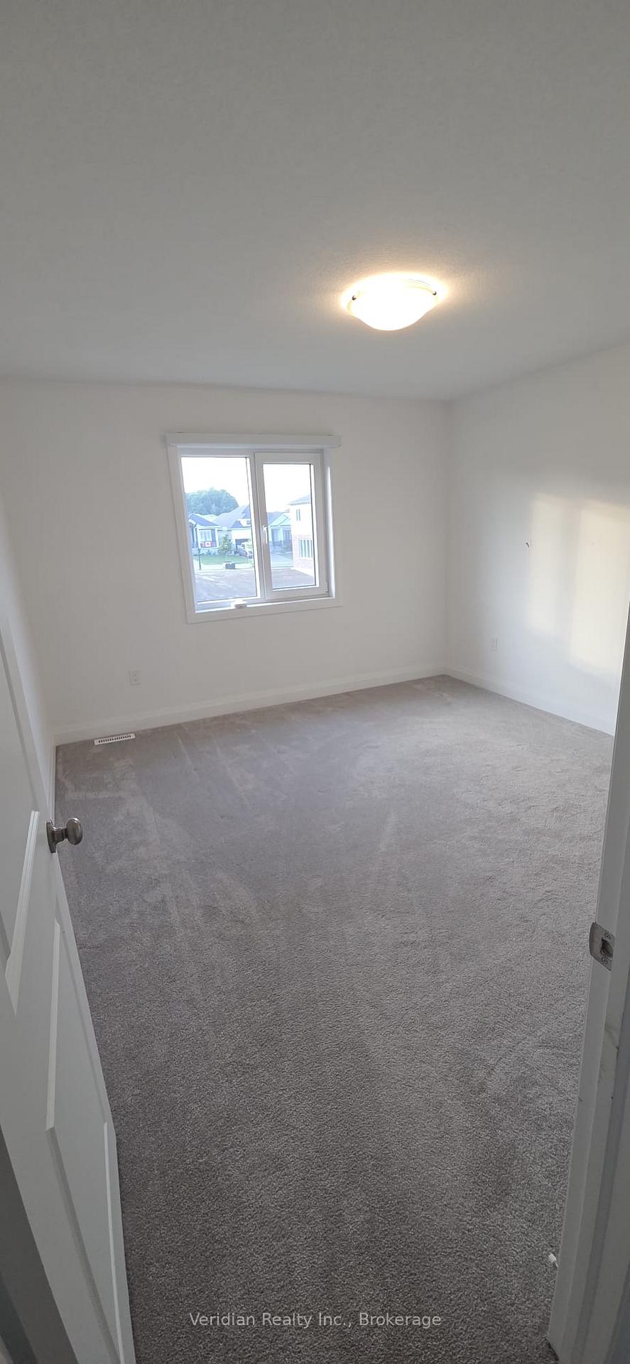 Photo 14 of 96 Basil Crescent, Middlesex Centre, Ilderton — HOMEH
