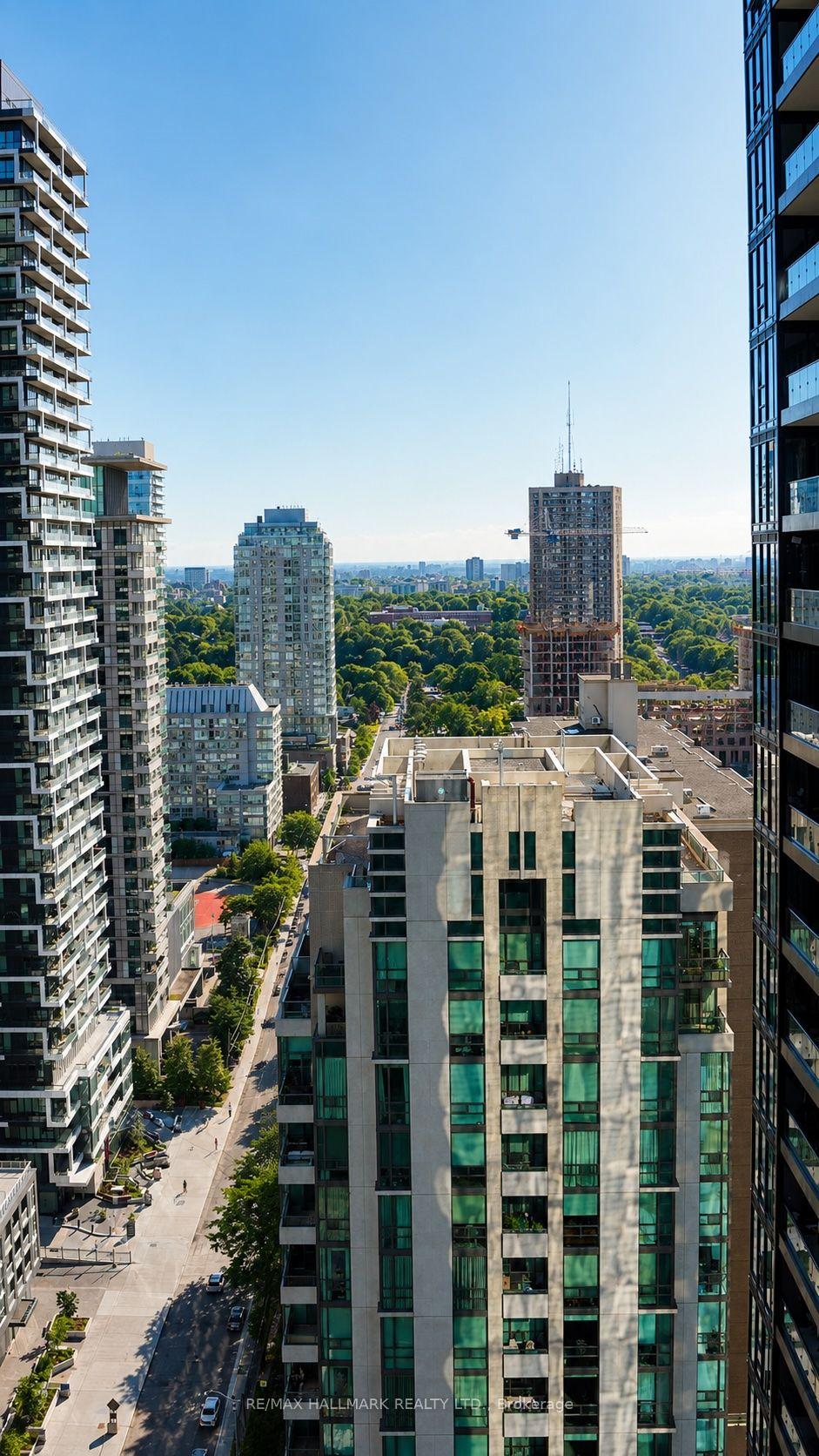Photo 1 of Unit 2502, 110 Broadway Avenue, Toronto, Mount Pleasant West — HOMEH