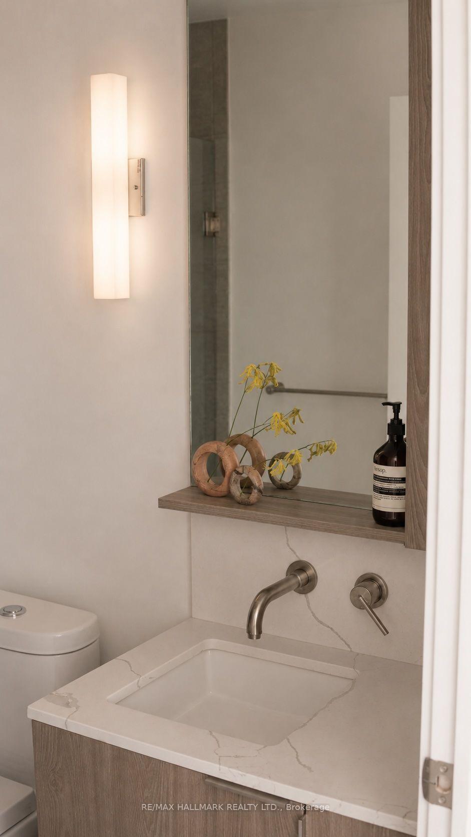 Photo 13 of Unit 2502, 110 Broadway Avenue, Toronto, Mount Pleasant West — HOMEH