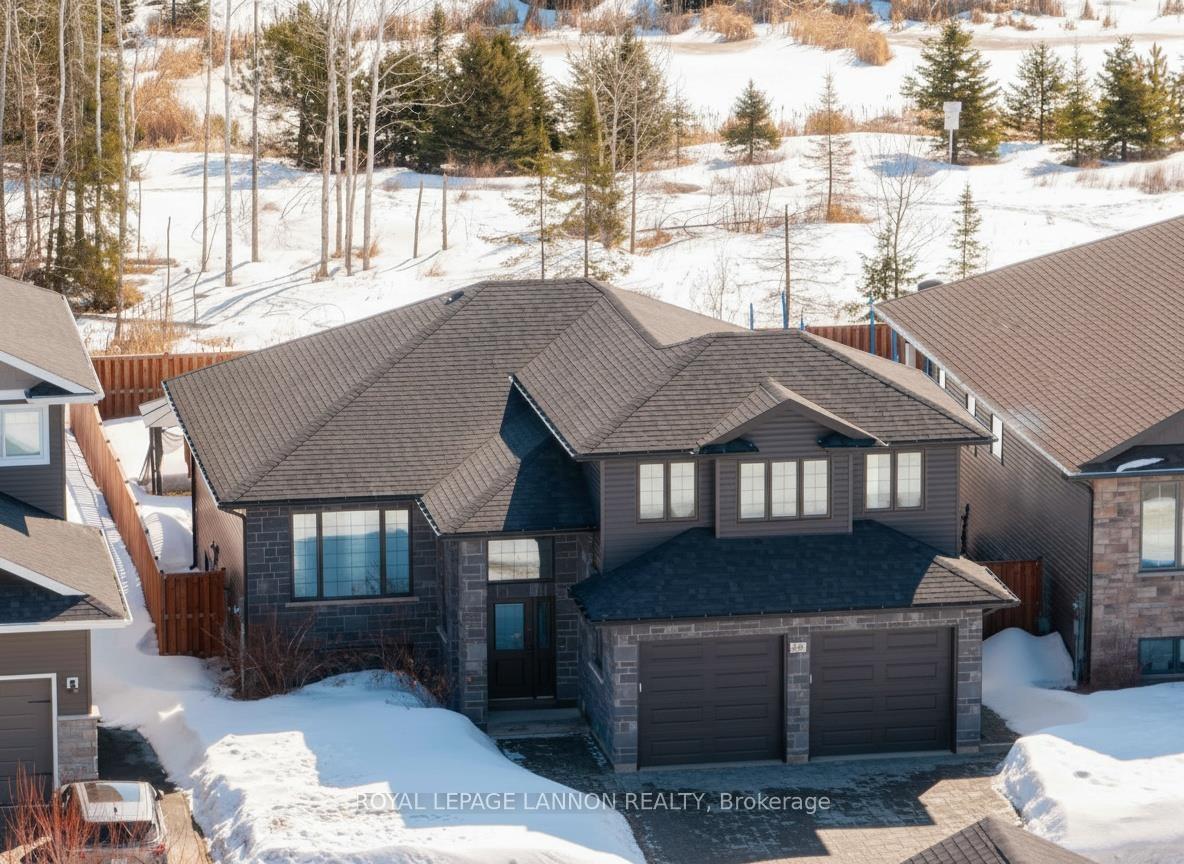 Photo 3 of 705 Fieldstone Place, Thunder Bay, River Terrace — HOMEH