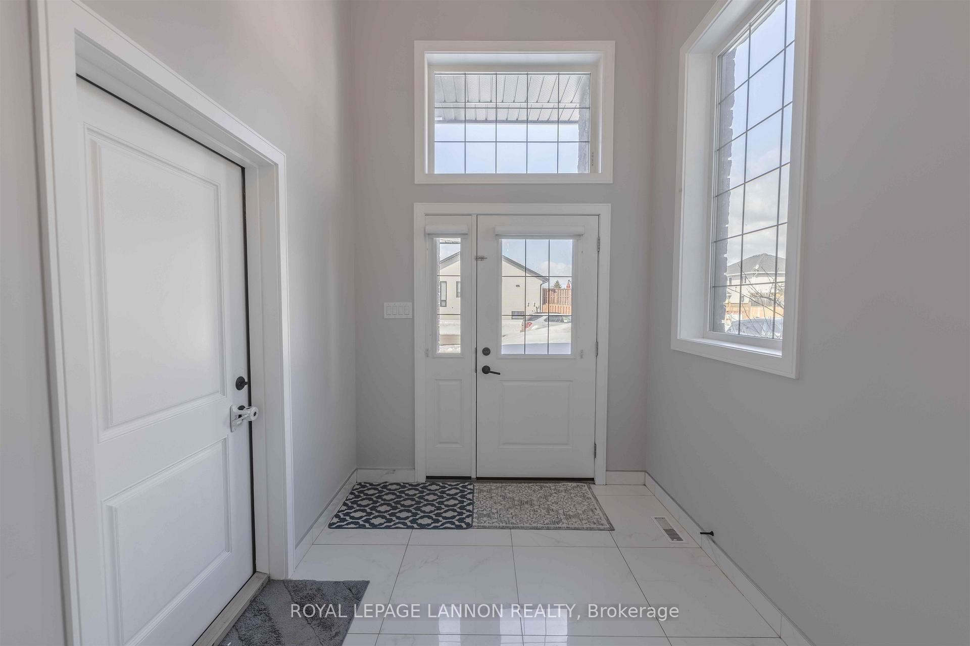 Photo 7 of 705 Fieldstone Place, Thunder Bay, River Terrace — HOMEH