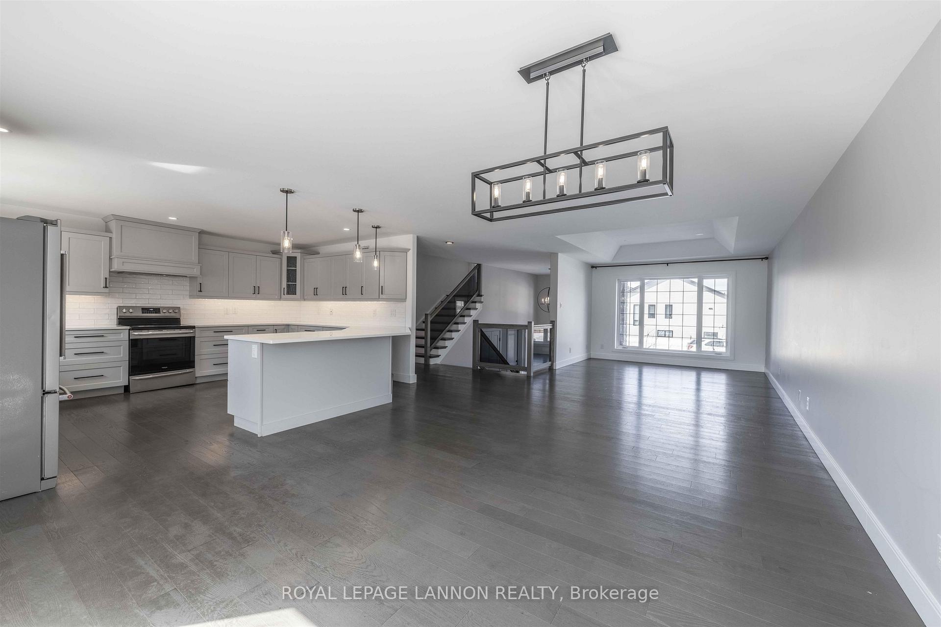 Photo 8 of 705 Fieldstone Place, Thunder Bay, River Terrace — HOMEH