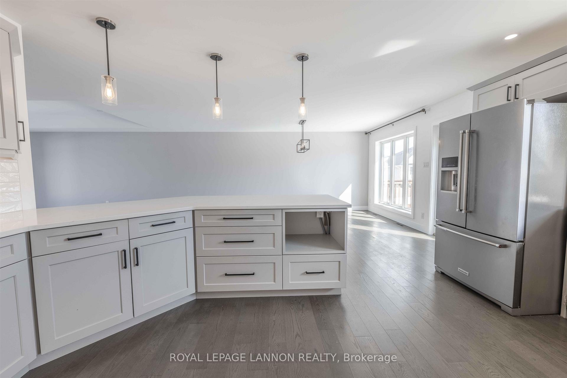 Photo 11 of 705 Fieldstone Place, Thunder Bay, River Terrace — HOMEH