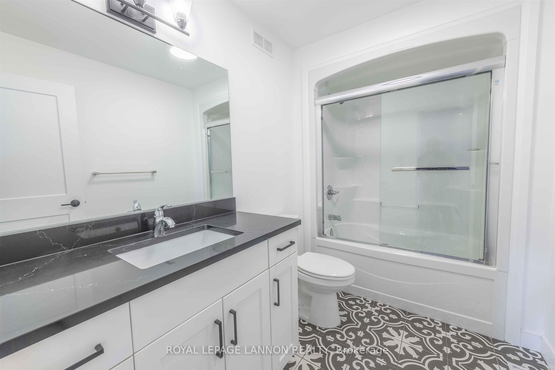 Photo 26 of 705 Fieldstone Place, Thunder Bay, River Terrace — HOMEH