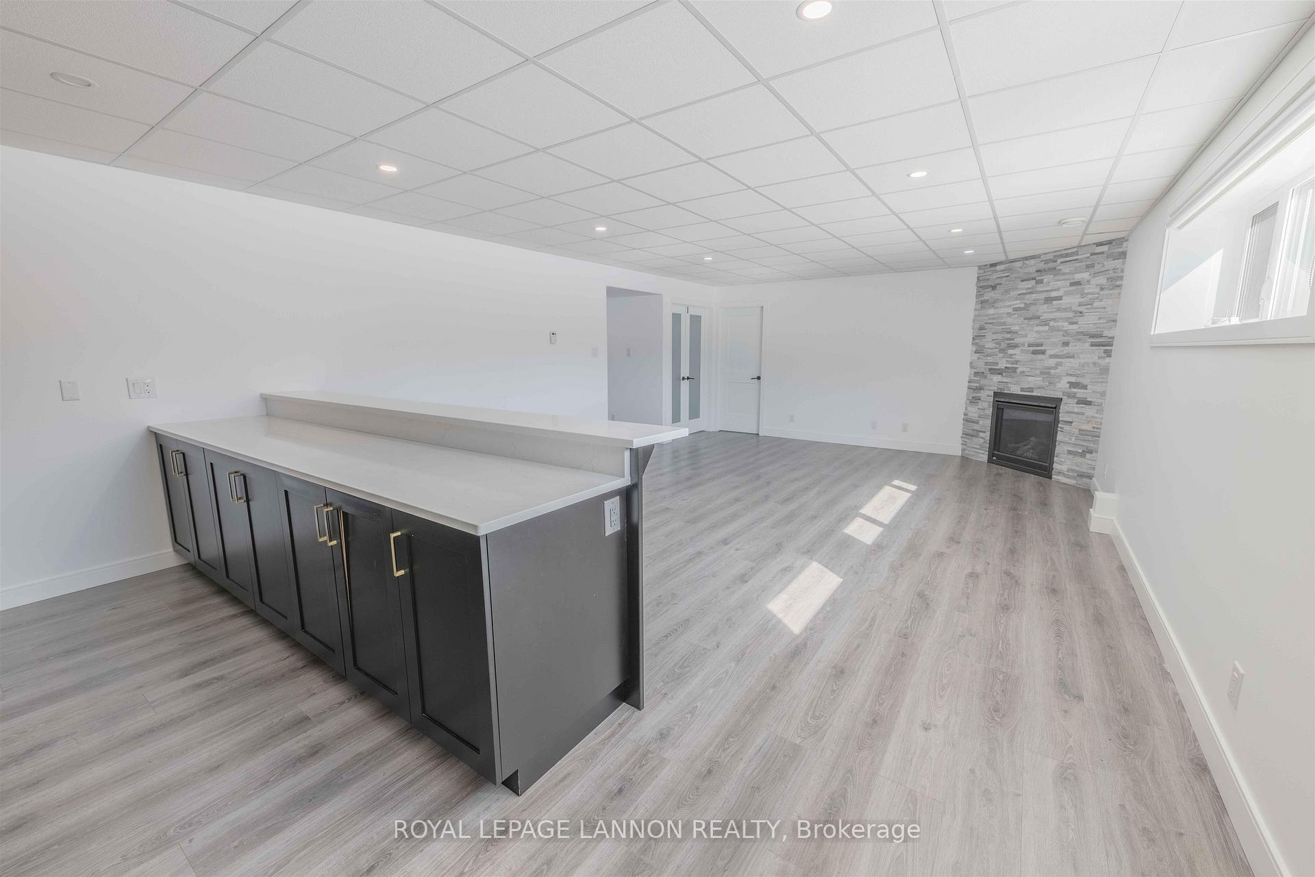 Photo 32 of 705 Fieldstone Place, Thunder Bay, River Terrace — HOMEH