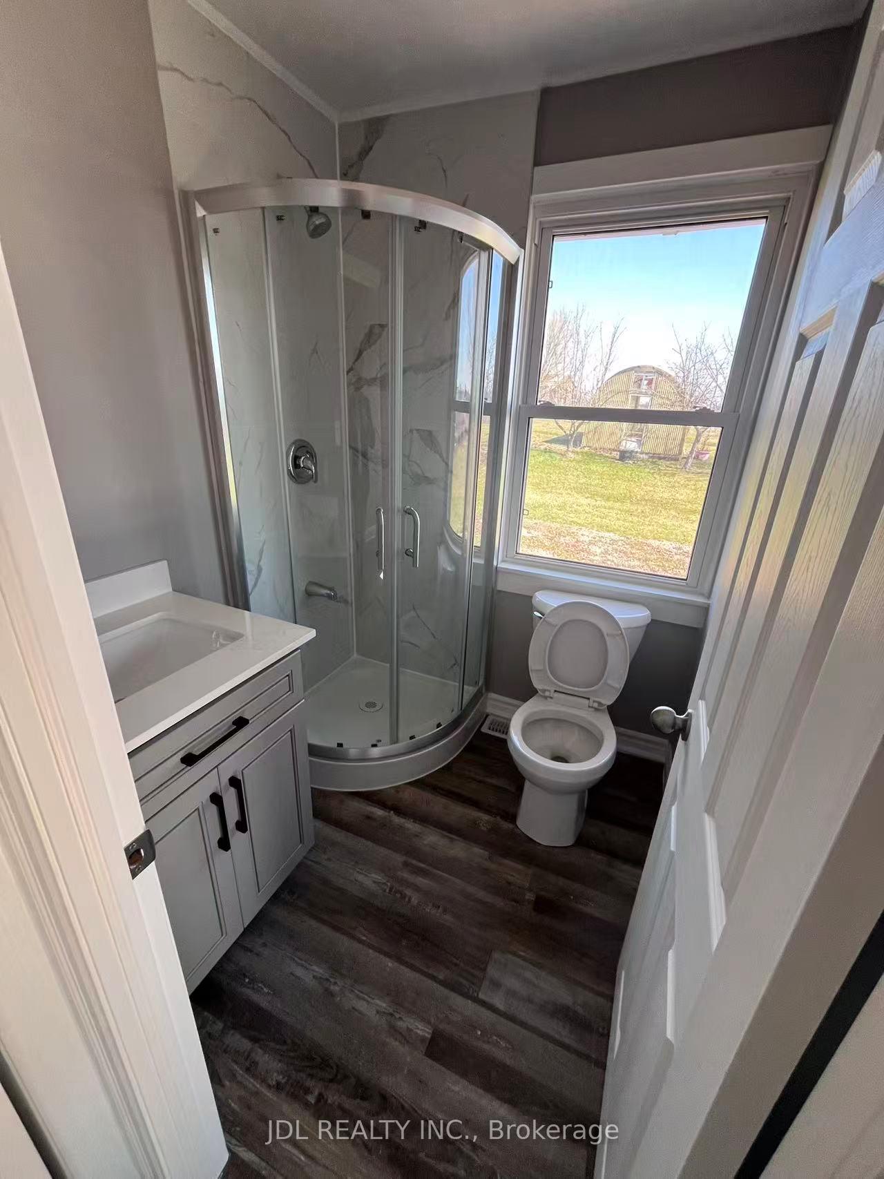 Photo 8 of 8110 Chippewa Road E, Hamilton, Rural Glanbrook — HOMEH