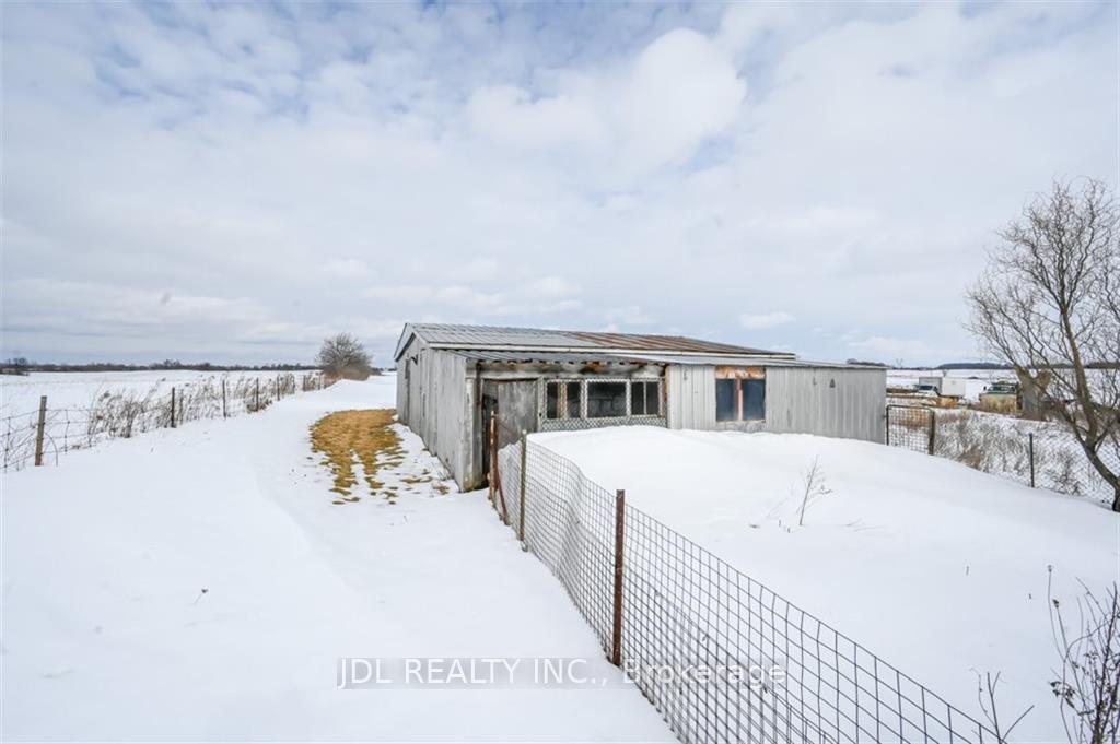 Photo 14 of 8110 Chippewa Road E, Hamilton, Rural Glanbrook — HOMEH